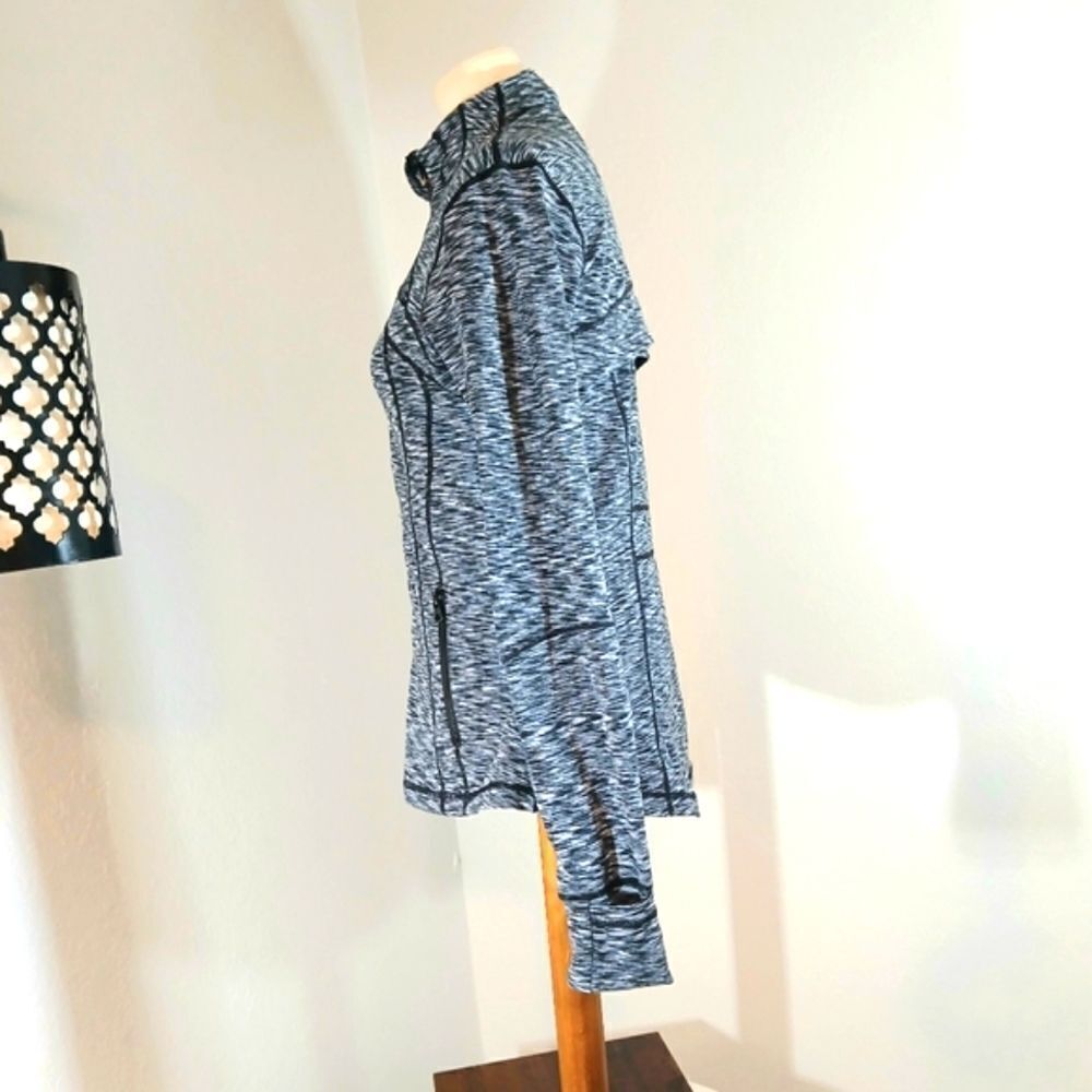 Lululemon Define Jacket Size Small - Picture 2 of 10